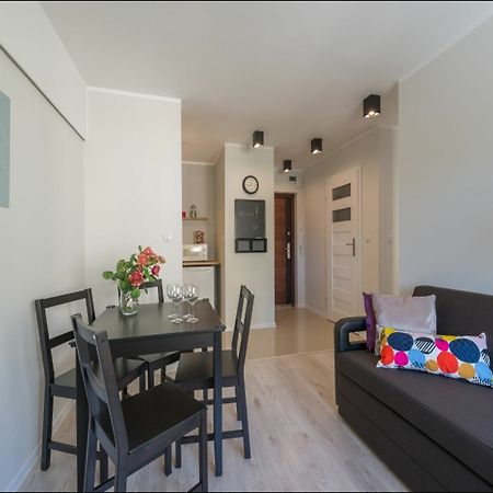 ורשה P&O Serviced Apartments Anielewicza מראה חיצוני תמונה